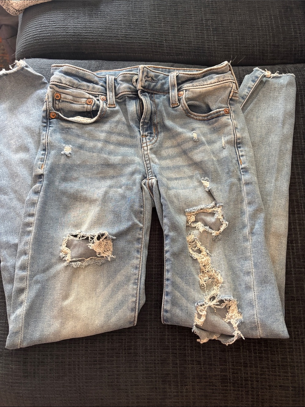 American Eagle Distressed Skinny Jeans size 0